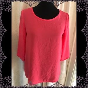 NWT EXPRESS TOP🎉🎉🎉